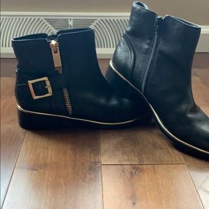 Aldo booties, size 8.5. Excellent condition.